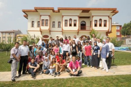 147 Ülkeden Gençler Bağcılar'da