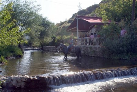 150 Yıllık Su Değirmeninde Müze Restoran Hizmet Veriyor