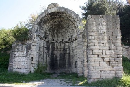 1500 yıllık Bizans Köprüsü'nün onarım projesi kuruldan geçmedi (Özel)