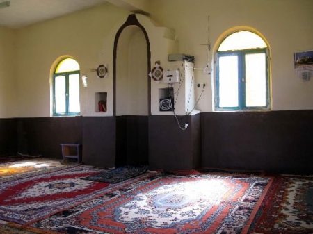 17 Yıldır Köylerindeki Camide Namaz Kılamadılar