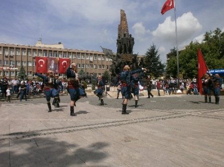 19 Mayıs Atatürk'ü Anma Gençlik ve Spor Bayramı, coşkuyla kutlanıyor