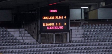 19 Mayıs Stadyumu’nda Müslüm Gürses’e destek