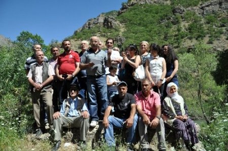 19 yıldır özlemini çektiktleri köylerine dönmek istiyorlar