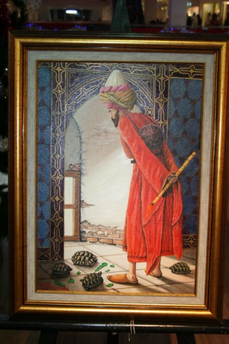 1963'te NATO askerlerine yaptığı resimleri sattı, ilk sergisini 2012'de açtı