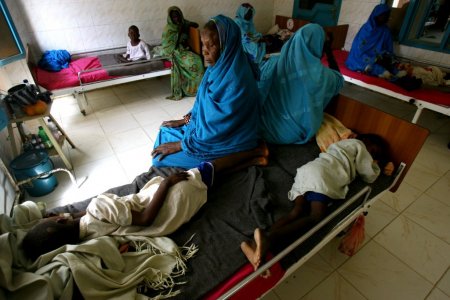 2 liralık hortum olmadığı için Afrikalı anne ve bebeği öldü