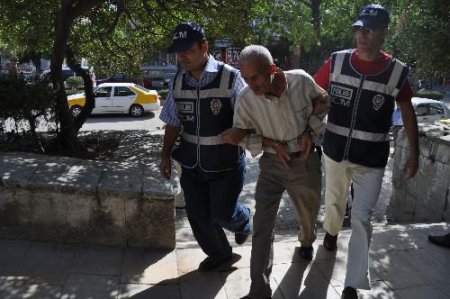 20 Suçtan Sabıkalı Hırsız Hatay'dan Uyuşturucu Temin Ederken Yakalandı