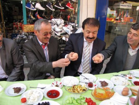 20 Temmuz Caddesi Esnafı, Kahvaltıda Buluştu