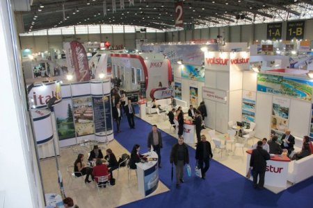 20 ülkenin turizmcileri İzmir'de buluştu