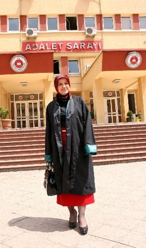 20 yıl sonra başörtülü olarak duruşmaya giren avukat: Türkiye normalleşiyor