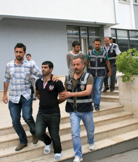 200 ayrı hırsızlıktan kaydı bulunan zanlı yine hırsızlıktan yakalandı