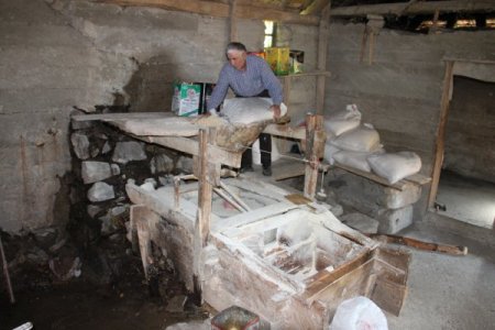 200 yıllık su değirmeni teknolojiye meydan okuyor