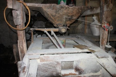 200 yıllık su değirmeni teknolojiye meydan okuyor