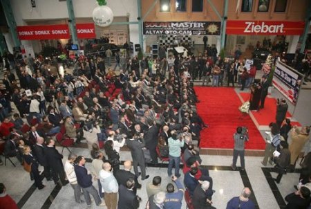 2011 Modelleri Oto Show Fuarı’nda Görücüye Çıktı