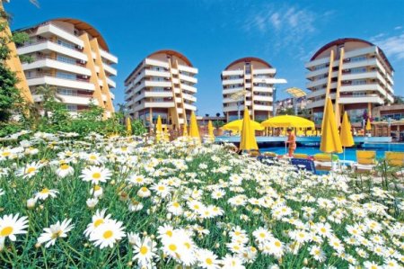 2011 Yılı Mükemmellik Ödülünü Alaiye Resort Spa Hotel Aldı