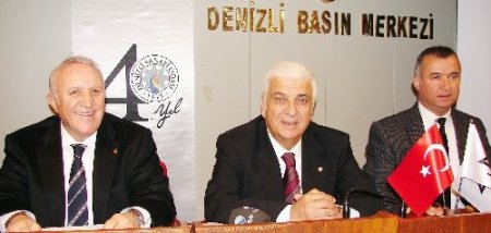 2013'ün çok iyi geçeceğini düşünen Denizlili sanayiciler yatırıma yöneldi