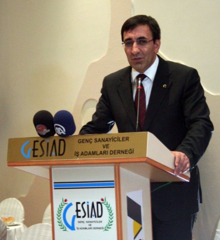 2023’te ekonomi 2 trilyon doları hedefliyor