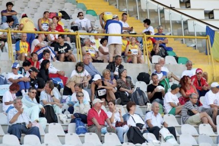 22. Balkan Veteran Atletizm Pist Şampiyonası İzmir'de başladı