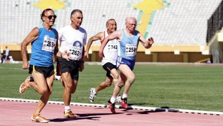 22. Balkan Veteran Atletizm Pist Şampiyonası İzmir'de başladı