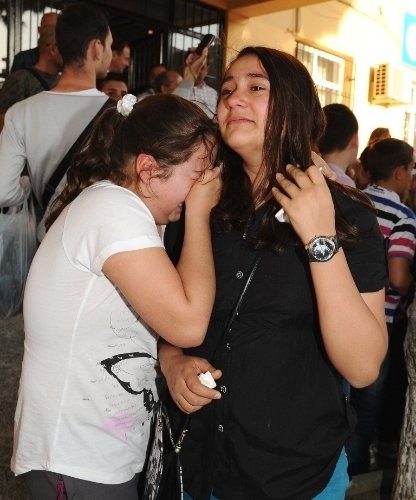 23 Nisan çocukları ülkelerine gözyaşlarıyla uğurlandı