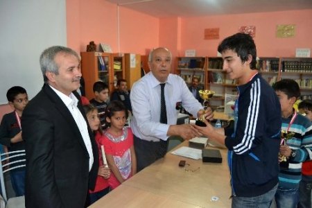 23 Nisan Satranç Turnuvası yapıldı