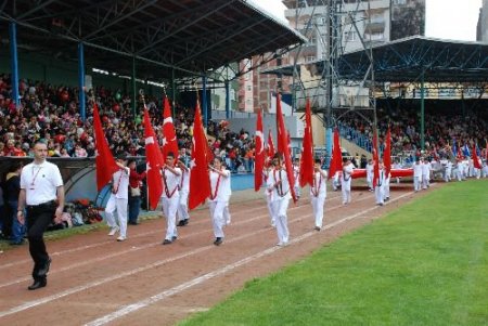 23 Nisan Ulusal Egemenlik Ve Çocuk Bayramı, Rize'de Coşkuyla Kutlandı