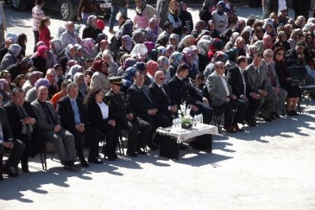 23 Nisan Ulusal Egemenlik ve Çocuk Bayramı törenlerle kutlanıyor
