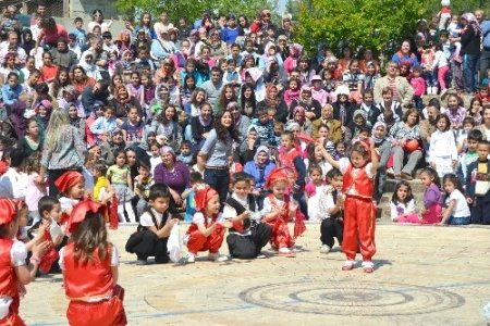 23 Nisan Ulusal Egemenlik ve Çocuk Bayramı törenlerle kutlanıyor