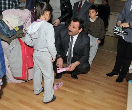 23 Nisan’a kadar 2023 çocuğa giyim yardımı