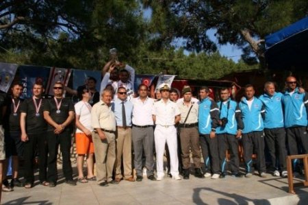 24 su altı takımı Büyükeceli'de yarıştı