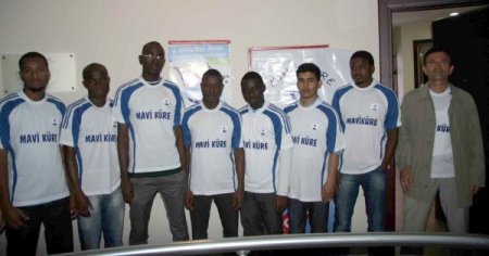 24 Ülkenin Çocukları Futbolda Buluştu