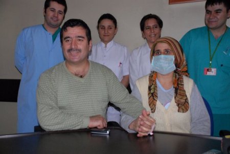 25 Yıldır Aynı Yastığa Baş Koyduğu Eşine Böbreğini Verdi