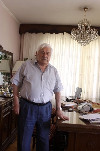 27 Mayıs MBK üyesi Çelebi: Darbeden zarar gören kim varsa özür diliyorum