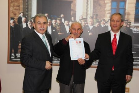 2B arazilerinin tapuları verilmeye başlandı