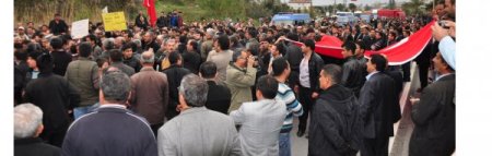 2B hak sahipleri, D-400 karayolunu trafiğe kapattı