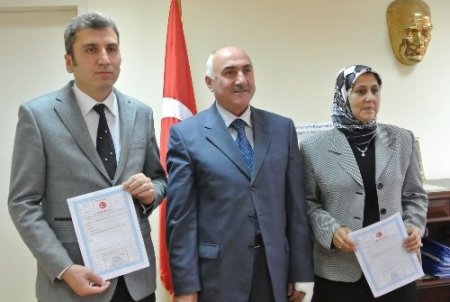 2B'den yararlanan hak sahiplerine tapuları verilmeye başlandı