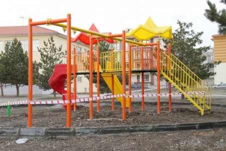 3,5 yılda 27 okul bahçesi yenilendi
