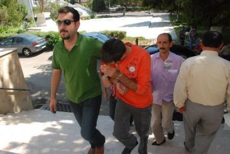 3 Kasaptan 292 Kilo Et Çalan Hırsızlar Yakalandı