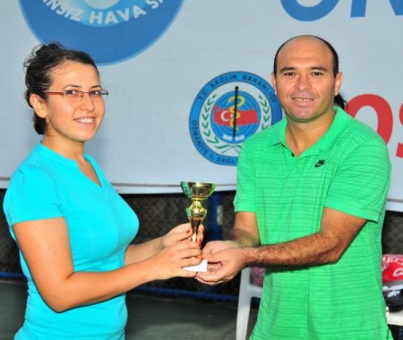 30 Ağustos Valilik Tenis Turnuvası sonuçlandı