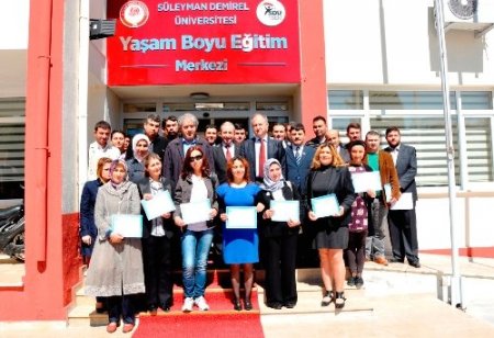 30 girişimci adayı iş hayatına hazır hale geldi