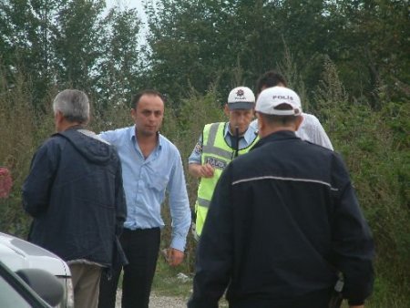 30 Metrelik Şarampole Uçan Otomobilden Yara Almadan Kurtuldular