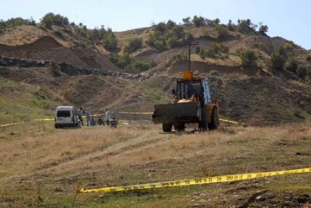 30 Pkk'lının Cesedi Dna Testi İçin Çıkarılıyor