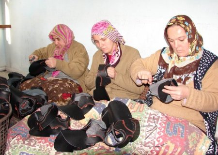 300 yıllık ayakkabıcı Yeşilyuvalılar 42 ülkeye ihracat yapıyor