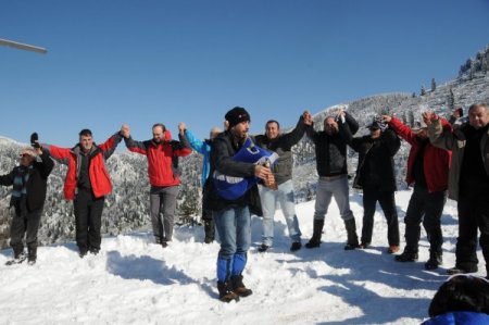 32 HES'in kurulacağı İkizdere Vadisi’nde kar yürüyüşü yapıldı