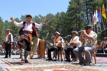 35 bin Yörük şenlikte buluştu