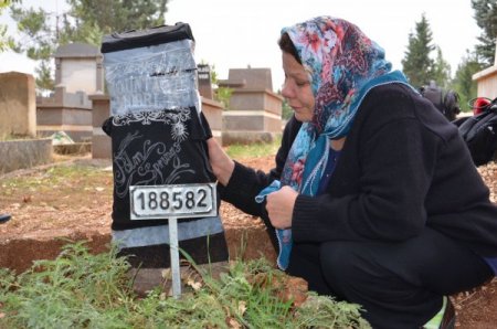 4 ferdini teröre şehit veren Aker ailesi bayrama buruk girdi
