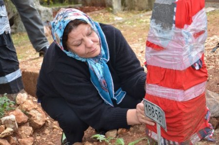 4 ferdini teröre şehit veren Aker ailesi bayrama buruk girdi