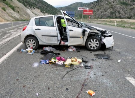 4 Gün Önce Evlenen Çifti Ölüm Ayırdı