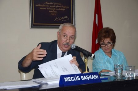 4 meclis üyesinin yakınına belediyeden sözleşmeli kıyak