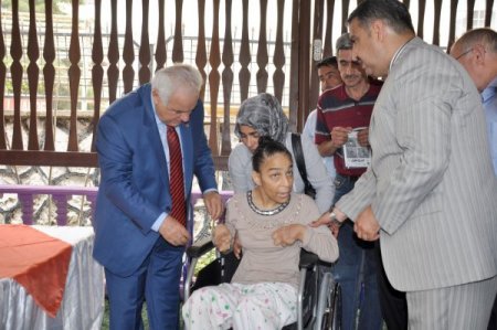 40 Engelli Vatandaşa Tekerlekli Sandalye Yardımı