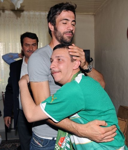 40 günlükten havale geçirip engelli olan Emin'in hayali gerçek oldu